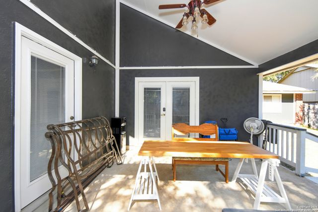 8702 N Collingwood, Universal City, TX 78148