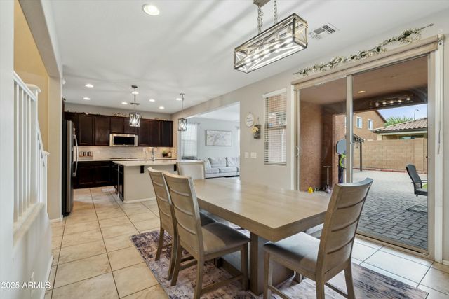 12172 W DAVIS Lane, Avondale, AZ 85323