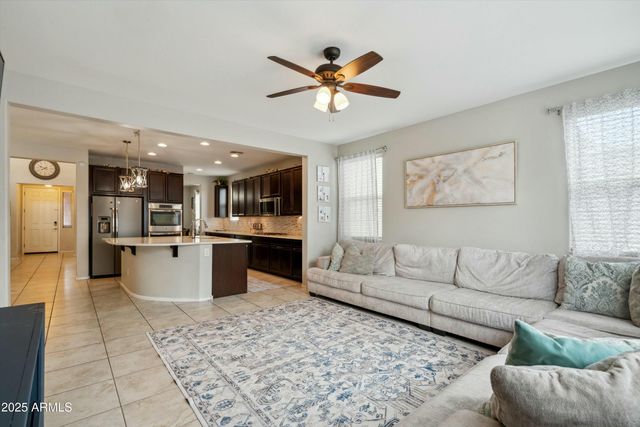 12172 W DAVIS Lane, Avondale, AZ 85323
