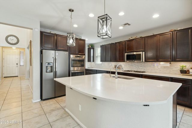 12172 W DAVIS Lane, Avondale, AZ 85323