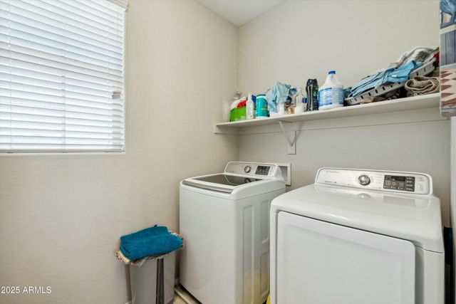 12172 W DAVIS Lane, Avondale, AZ 85323