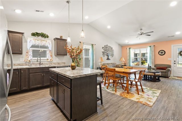 1945 Fisher Lane, Jeffersonville, IN 47130