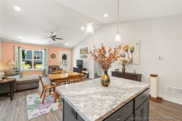 1945 Fisher Lane, Jeffersonville, IN 47130