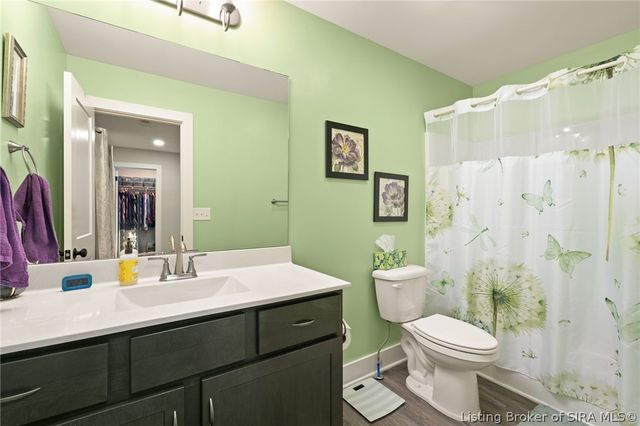 1945 Fisher Lane, Jeffersonville, IN 47130