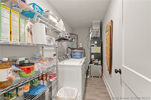 1945 Fisher Lane, Jeffersonville, IN 47130
