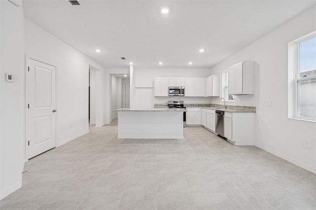 9241 OPTIMIST WAY, Palmetto, FL 34221