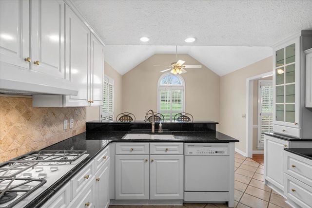 4270 Country Way, Cohutta, GA 30710