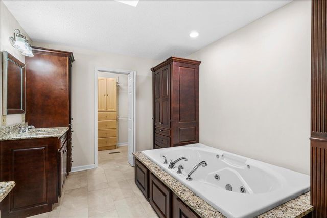 4270 Country Way, Cohutta, GA 30710