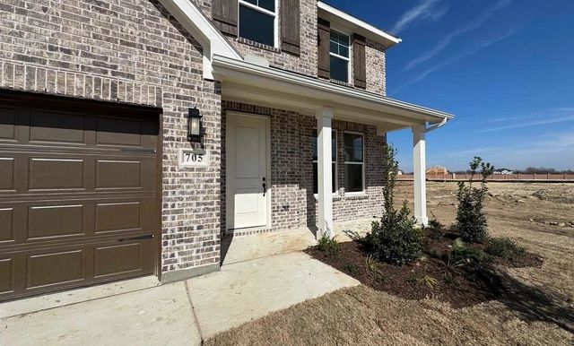 705 Tyronza Drive, Justin, TX 76247