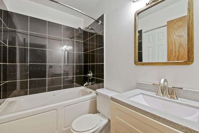 121 Washington Avenue S 707, Minneapolis, MN 55401