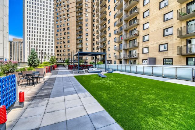 121 Washington Avenue S 707, Minneapolis, MN 55401
