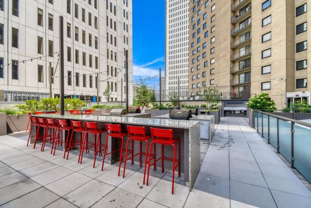 121 Washington Avenue S 707, Minneapolis, MN 55401