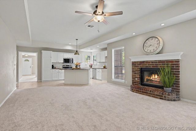 208 S Poplar Avenue, Broken Arrow, OK 74012
