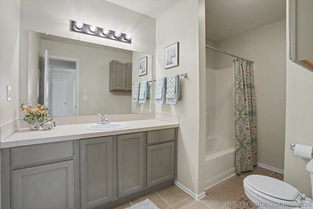 208 S Poplar Avenue, Broken Arrow, OK 74012