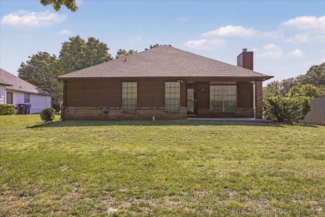 208 S Poplar Avenue, Broken Arrow, OK 74012