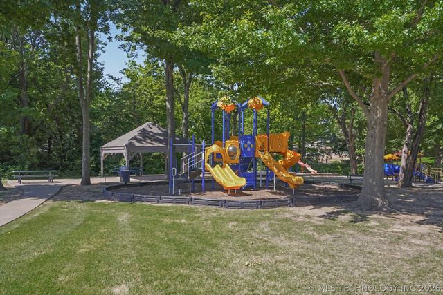 208 S Poplar Avenue, Broken Arrow, OK 74012