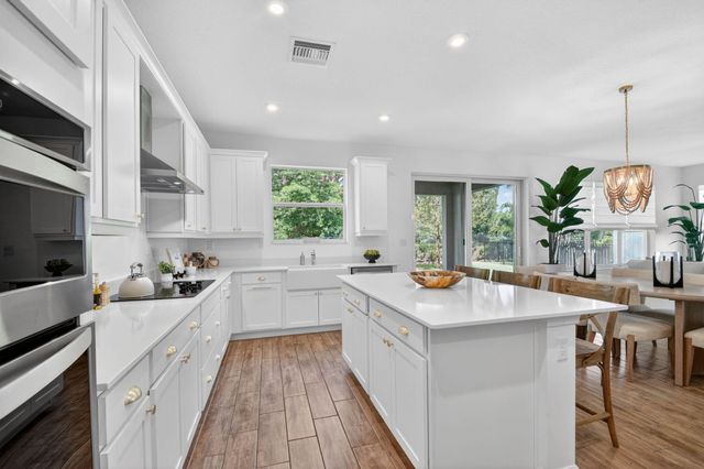 6680 Pointe Of Woods Drive, West Palm Beach, FL 33415
