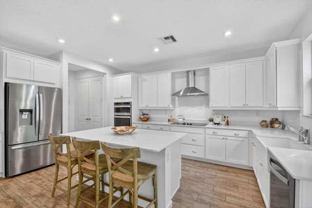 6680 Pointe Of Woods Drive, West Palm Beach, FL 33415