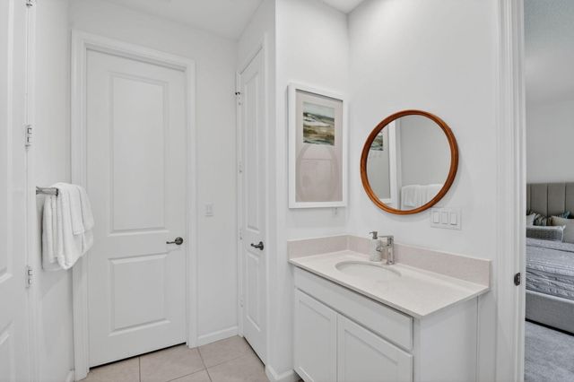 6680 Pointe Of Woods Drive, West Palm Beach, FL 33415
