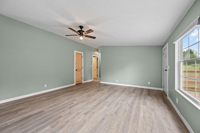 5110 Wheatland RD, Bedford, VA 24523