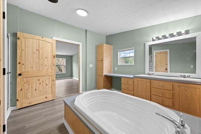 5110 Wheatland RD, Bedford, VA 24523