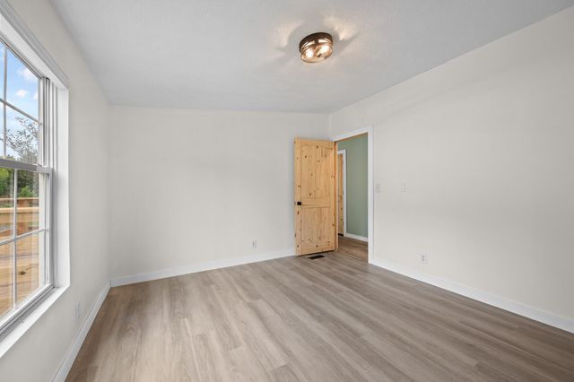 5110 Wheatland RD, Bedford, VA 24523