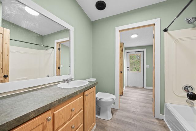 5110 Wheatland RD, Bedford, VA 24523
