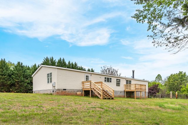 5110 Wheatland RD, Bedford, VA 24523