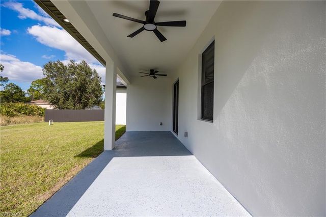 618 Parker AVE, Lehigh Acres, FL 33974