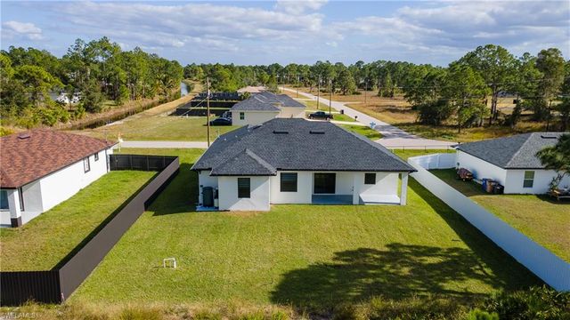 618 Parker AVE, Lehigh Acres, FL 33974