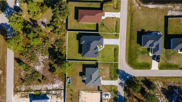 618 Parker AVE, Lehigh Acres, FL 33974