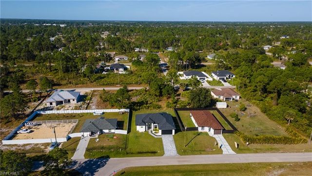 618 Parker AVE, Lehigh Acres, FL 33974