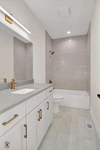 20644 Grand Haven Drive, Frankfort, IL 60423