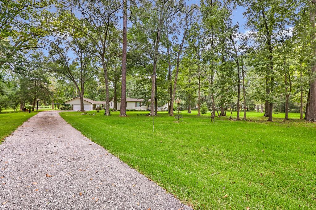1174 County Road 6763, Dayton, TX 77535