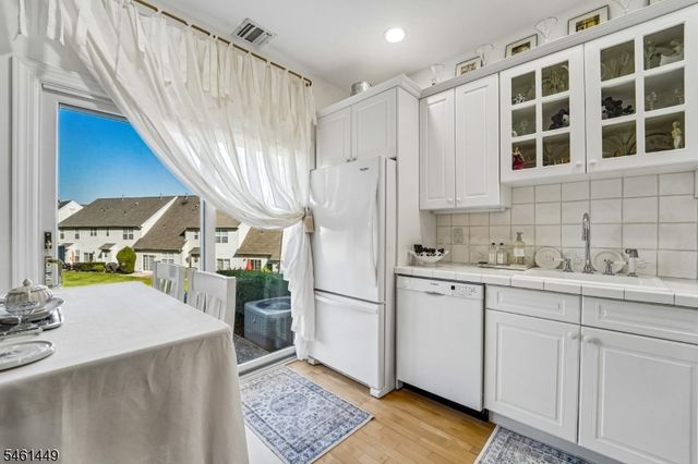 136 Cambridge Dr, Nutley Twp., NJ 07110