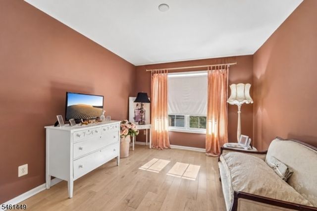 136 Cambridge Dr, Nutley Twp., NJ 07110