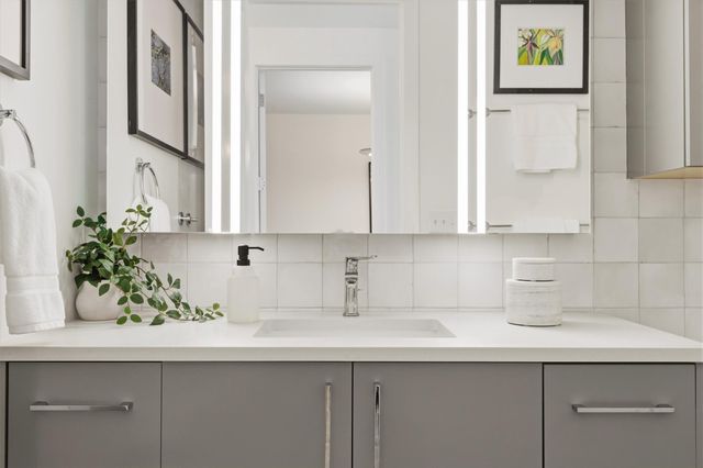 222 West Ave 1808, Austin, TX 78701