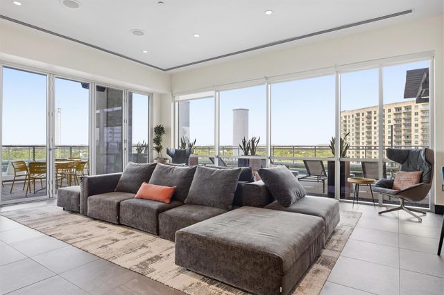 222 West Ave 1808, Austin, TX 78701