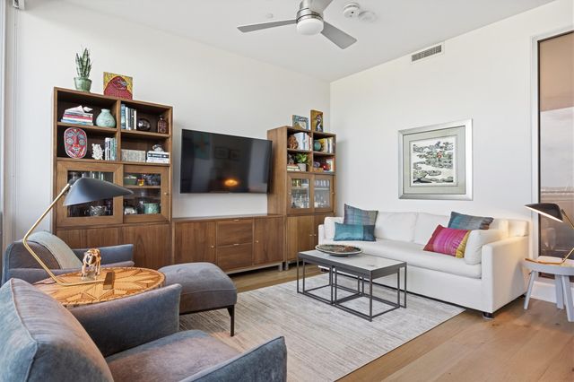 222 West Ave 1808, Austin, TX 78701