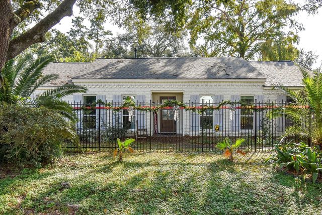 9235 Pecos Street, Houston, TX 77055