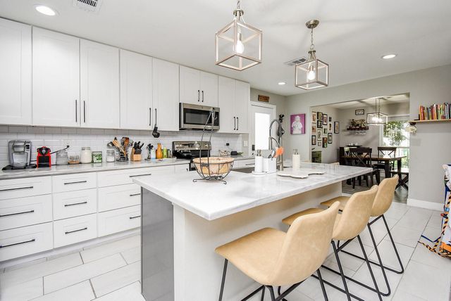 9235 Pecos Street, Houston, TX 77055