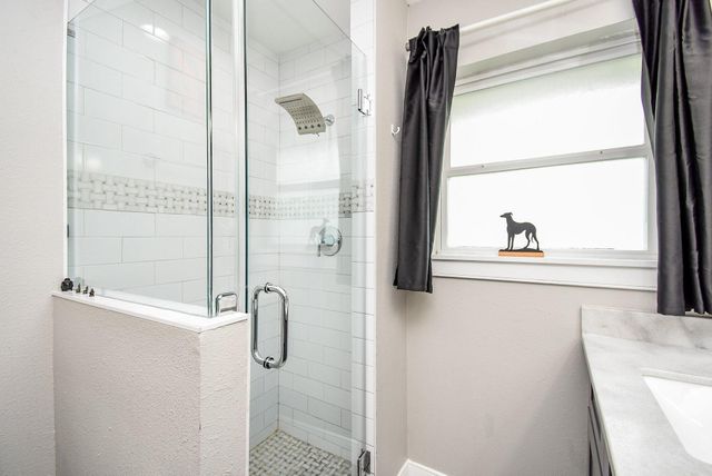 9235 Pecos Street, Houston, TX 77055