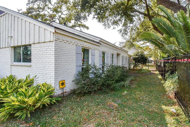 9235 Pecos Street, Houston, TX 77055