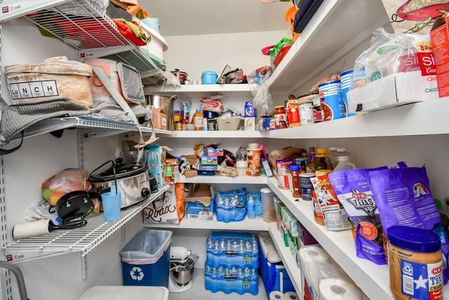 9235 Pecos Street, Houston, TX 77055