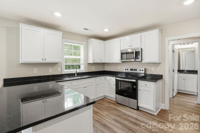 3109 Cochrane Drive, Charlotte, NC 28269