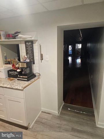 4032 W GIRARD AVE, Philadelphia, PA 19104