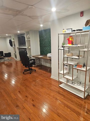 4032 W GIRARD AVE, Philadelphia, PA 19104