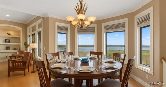 180 Crescent Circle, Hollister, MO 65672