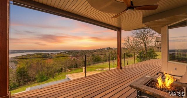 180 Crescent Circle, Hollister, MO 65672