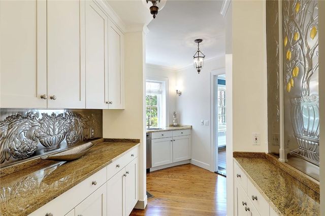 750 Elmgrove Avenue, Providence, RI 02906